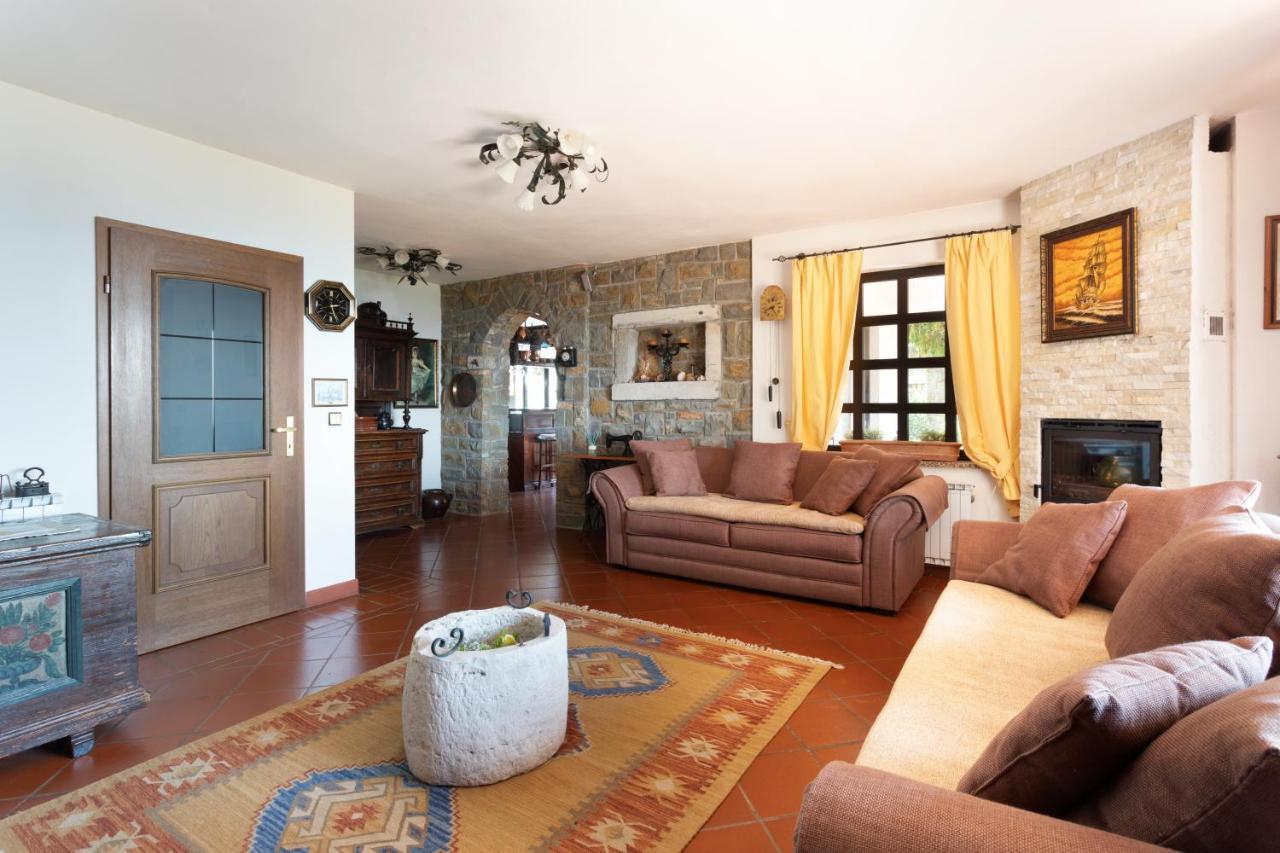 Villa Emi Zgornje Skofije 외부 사진
